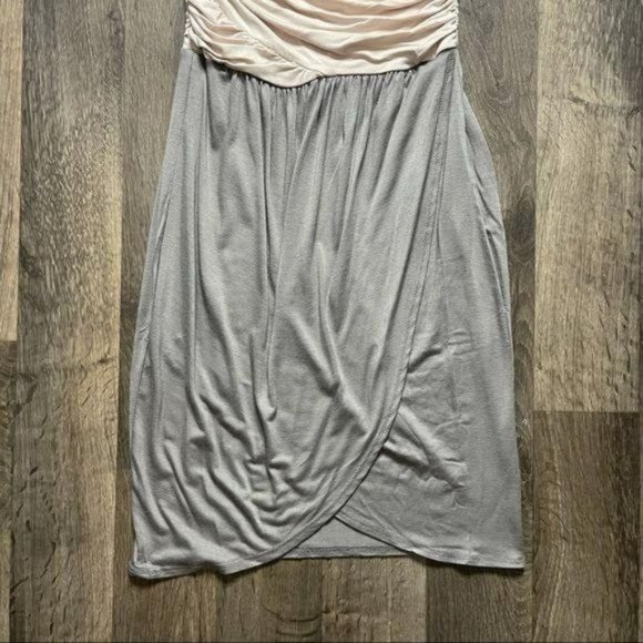 AQUA Strapless Tulip Front Stretchy Dress Gray & Champagne - Picture 8 of 12